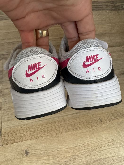 Детски оригинални маратонки NIKE AIR MAX SC! 27,5 н