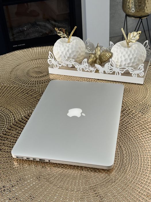 Apple MacBook Pro Retina 13” i7 3Ghz / 8Gb Ram, 256 SSD, 1.5Gb Video!