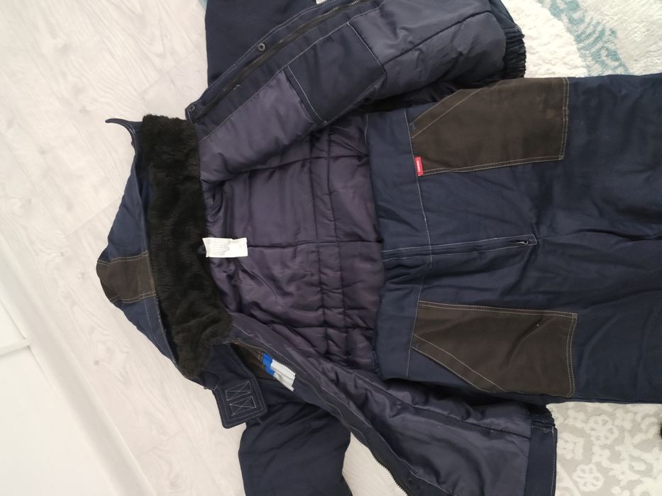 Продам спец одежду