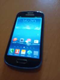 Telefon Samsung S3 arata bine, functioneaza bine