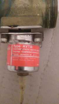 Термостатичен регулатор AVTB