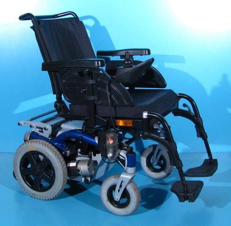 Carucior/scaun electric invalizi Invacare Dragon