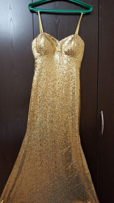 Платья на корпоратив