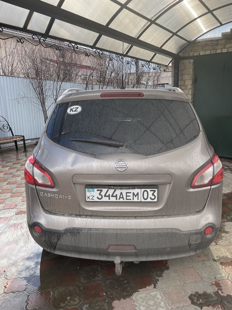 Продам Nissan Qashqai +2