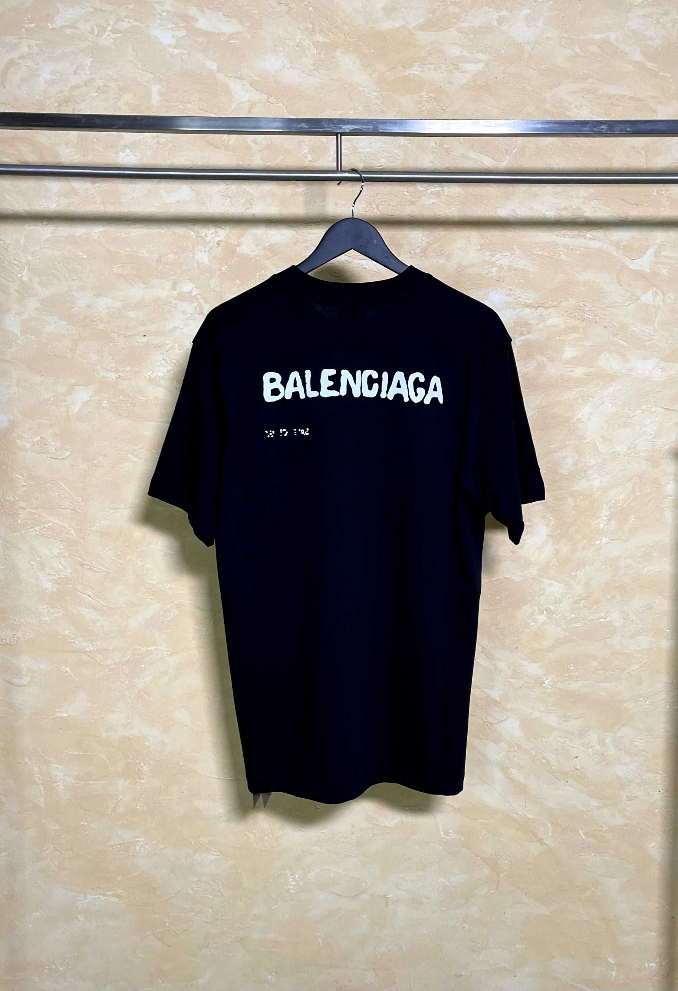 Tricou Balenciaga - Calitate Premium