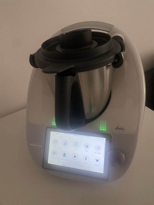 Thermomix folosit de 5 ori cu toate accesoriile si cadouri