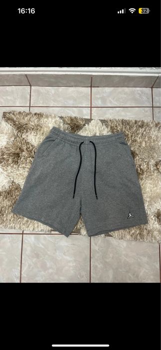 Pantaloni scurti Jordan gri
