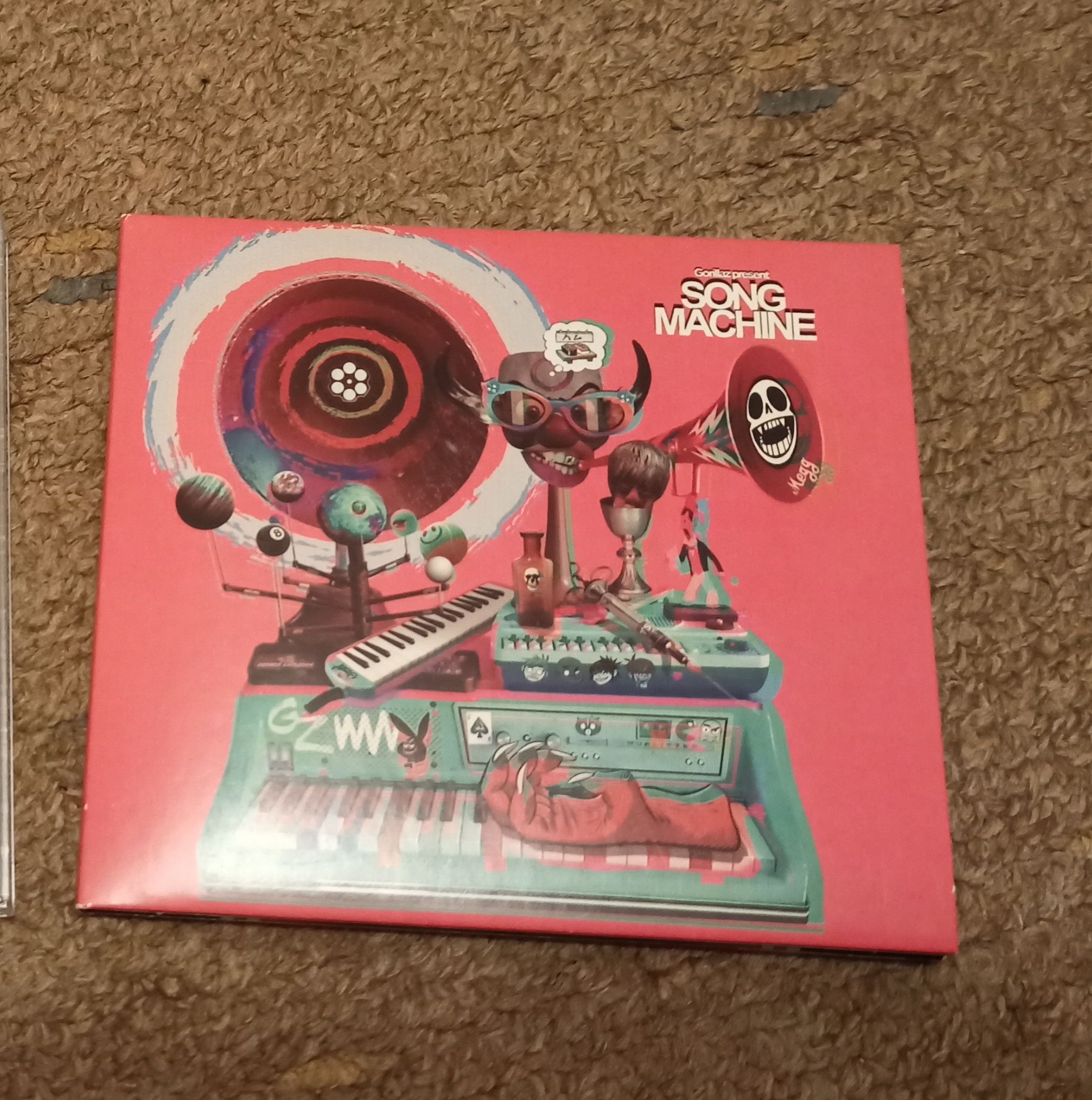 Gorillaz: Song Machine. Диск, CD