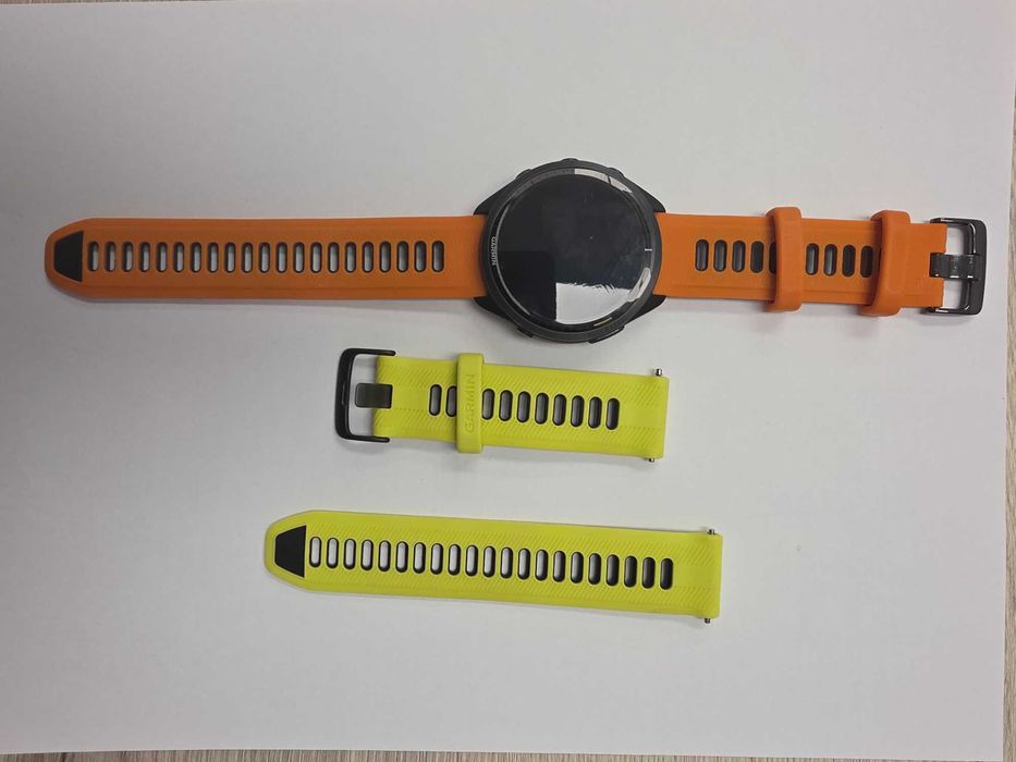 Часы Garmin Forerunner