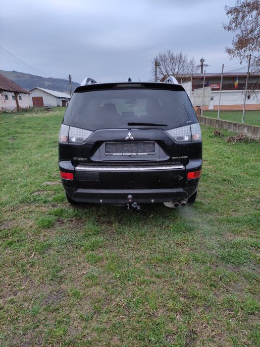 Vand Mitsubishi Outlander 4x4