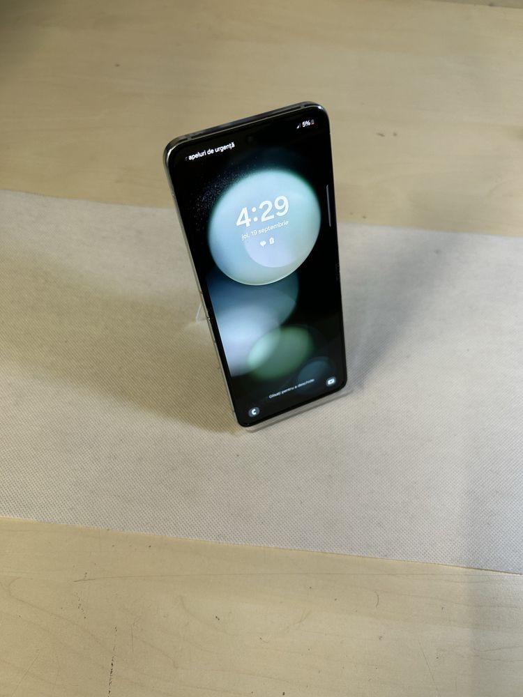 Samsung flip 5 / 256 gb / Impecabil ca Nou