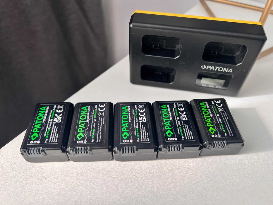 Sony a6400 + Sony 18-105 f4 OSS