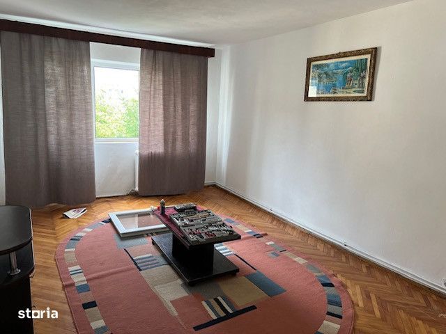 ap 2 camere decomandate siretului et 3 semimobilat