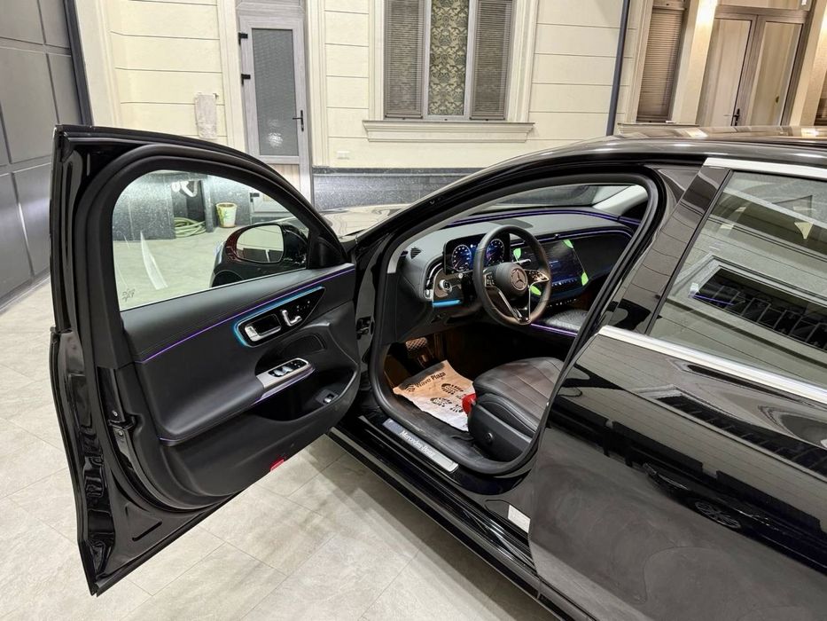 Mercedes-Benz W214 - Exclusive