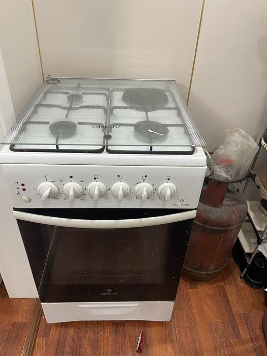 Газ + элекртическая количество комфорг газовый три электрическая один