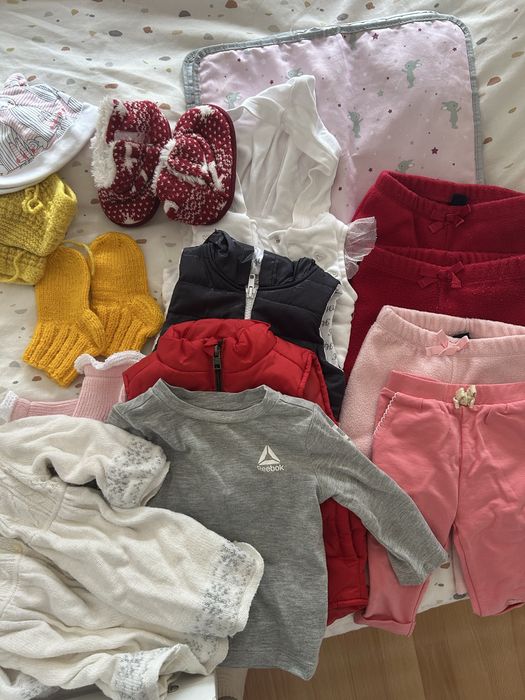 Отдам даром одежду на 1-2 года.