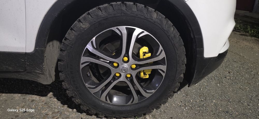 Vând cauciucuri 215 60 r17 all season, all terrain