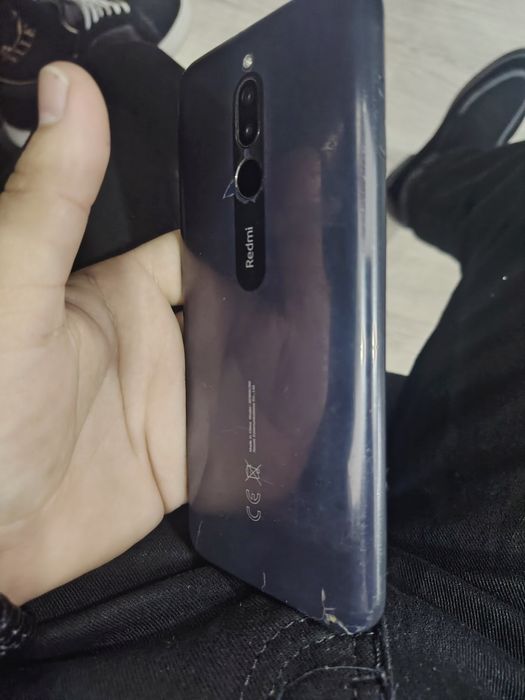 Redmi 8 xolat yaxshi 32 Talik 4ga