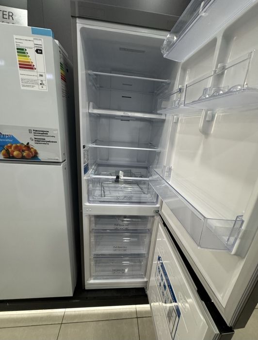Холодильник САМСУНГ