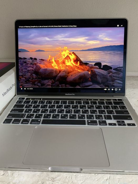 MacBook Pro 13” M2 (2022)
