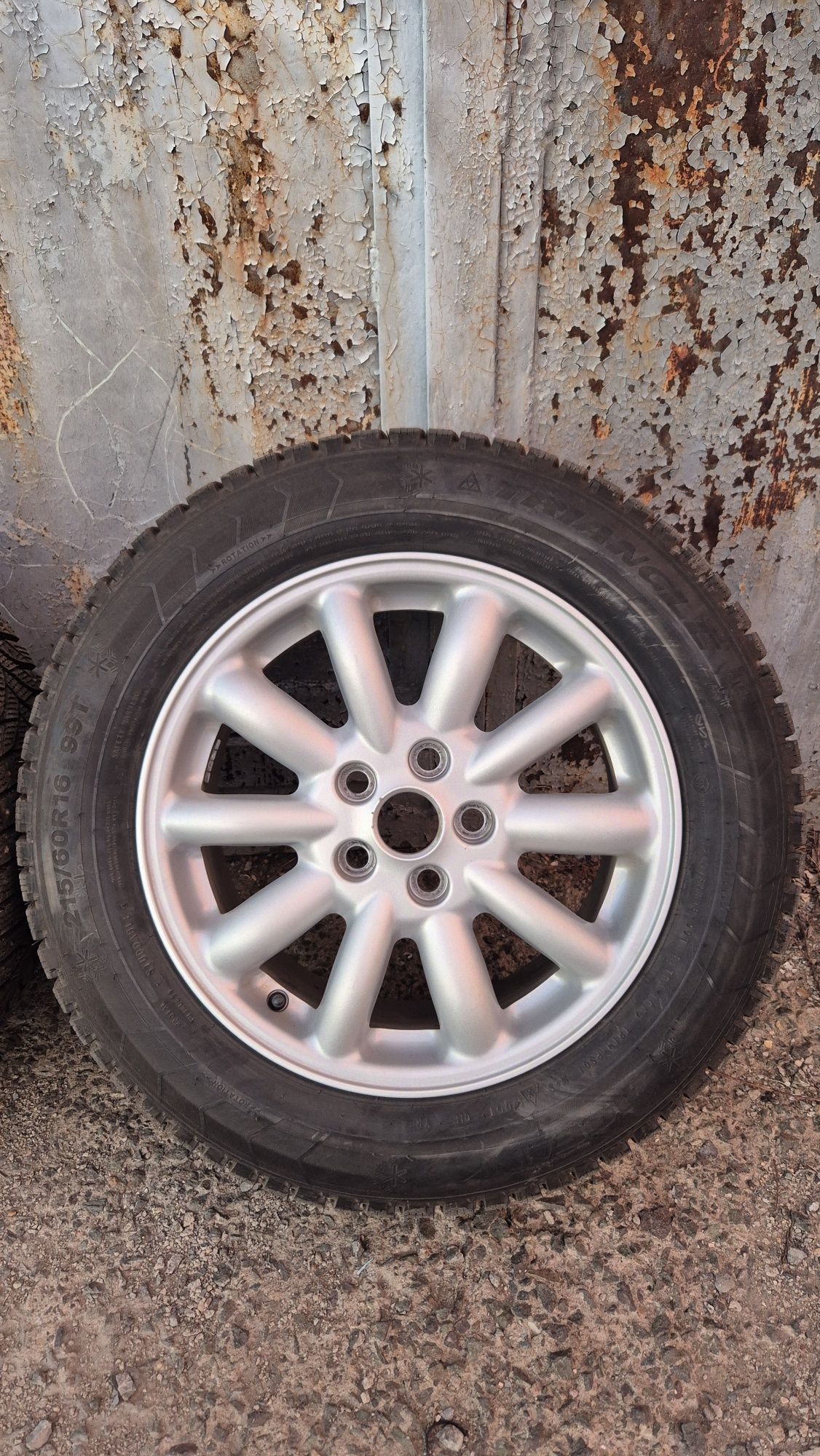 Диски с резиной R16 5х108