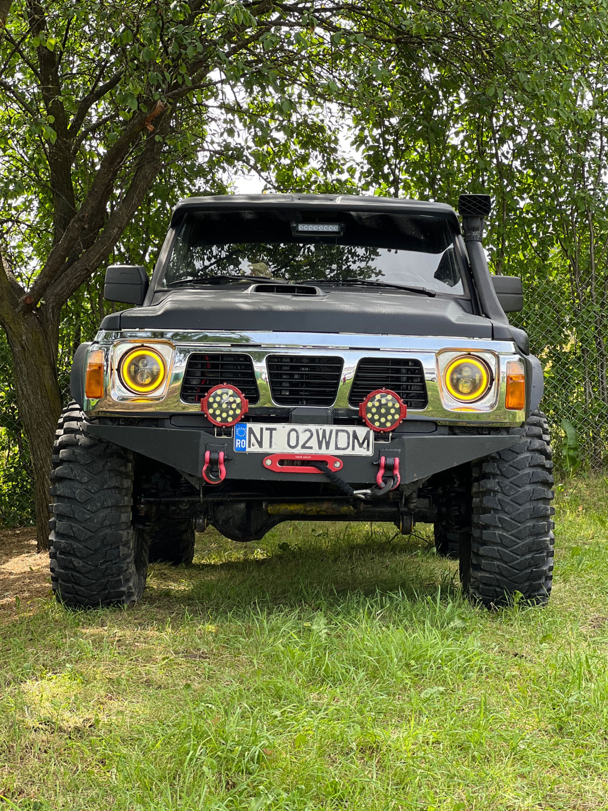 Nissan Patrol Y60 Autoutilitară