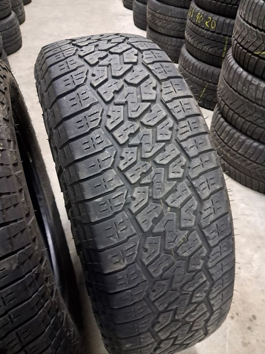 Anvelope second iarna 235 65 R17 Falken