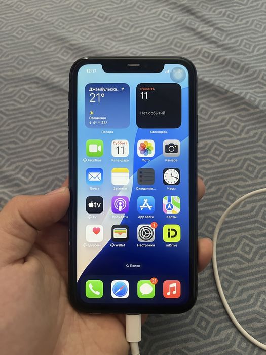 iPhone 11 в отличном состоянии