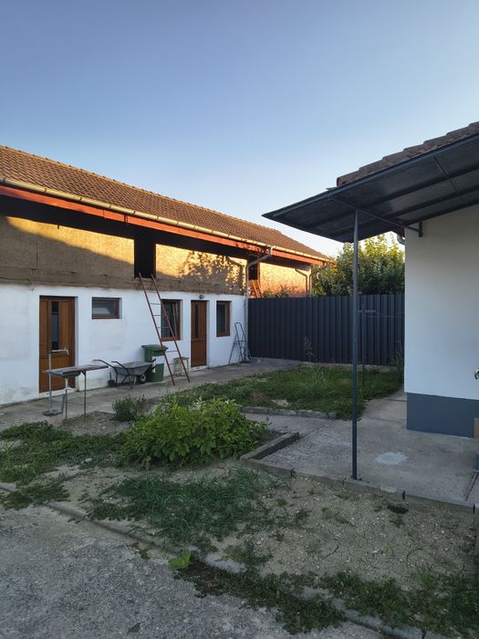 Casă de vânzare !!!