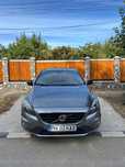 Volvo V40 Rdesign