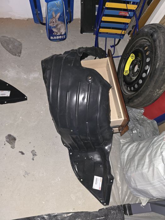 Продам подкоыльники Mazda 6 GJ  передние правый