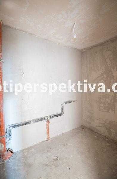 Продава се Тристаен апартамент в Пловдив, Център - 84 кв.м за 1329 €/кв.м - Снимка #2