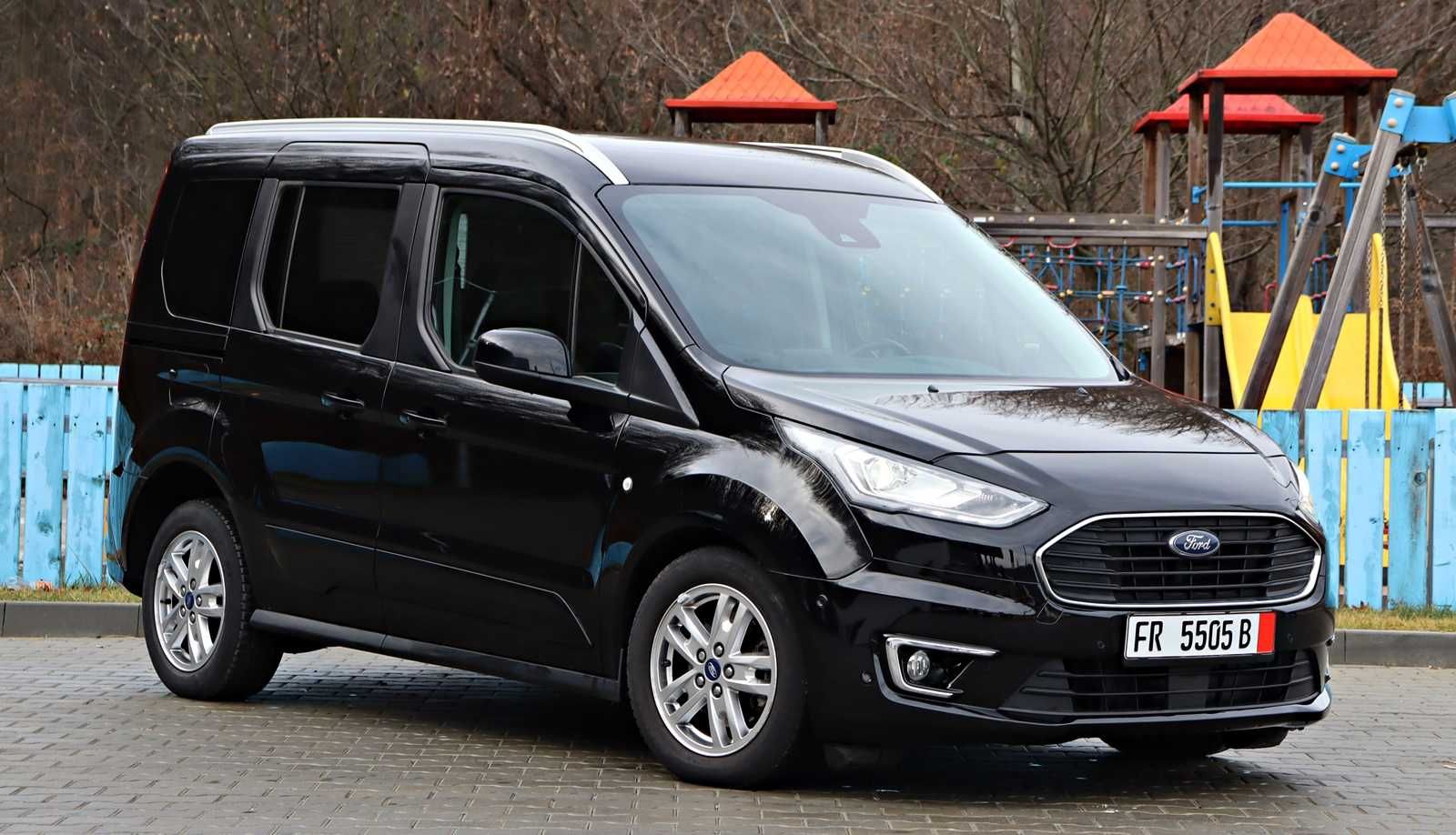 Ford Tourneo Connect/2019/ Automat/ Titanium / Panoramic/Incalzire/LED