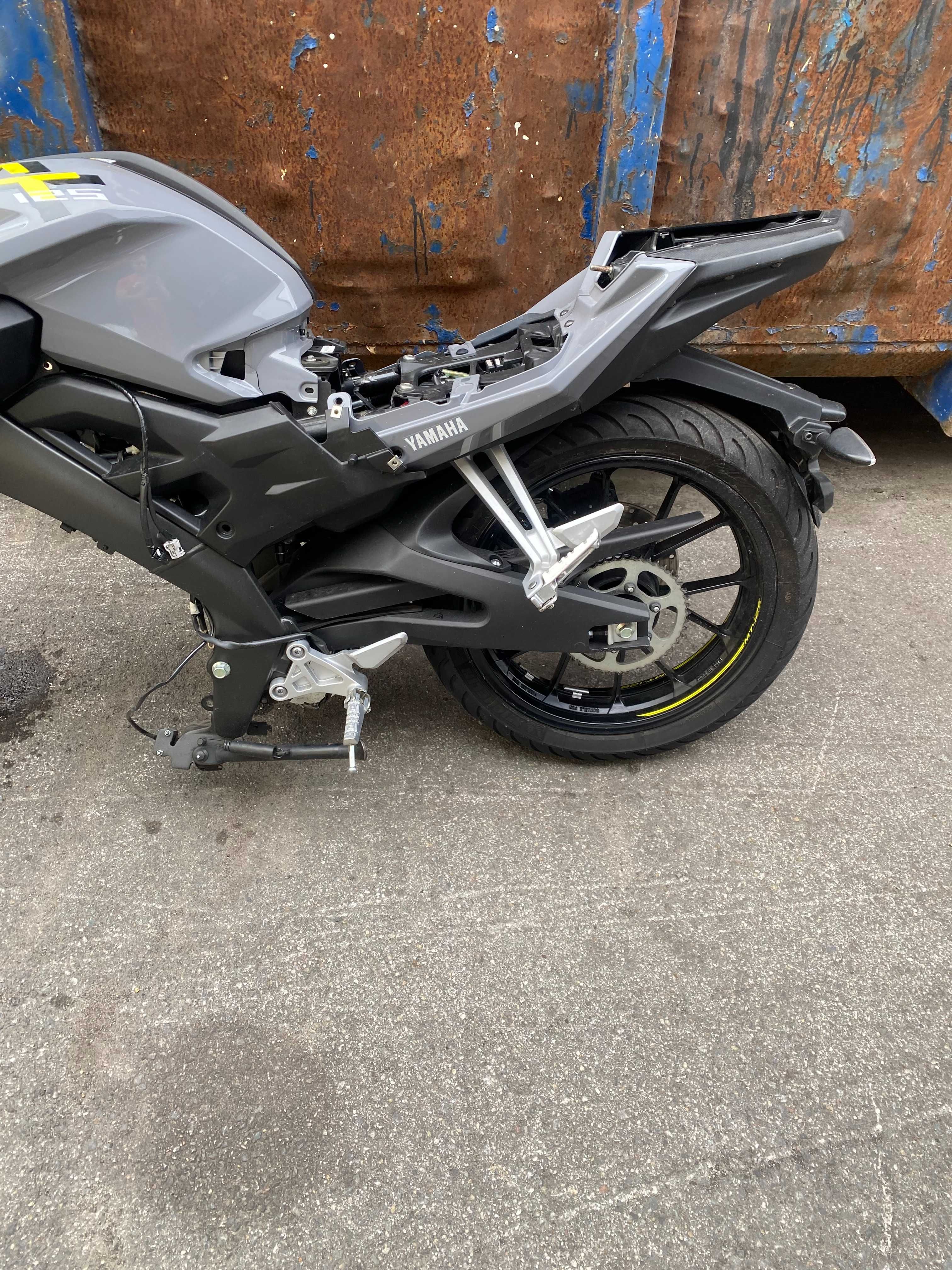 YAMAHA MT 125 cc / ЯМАХА МТ 125 кубика НА ЧАСТИ