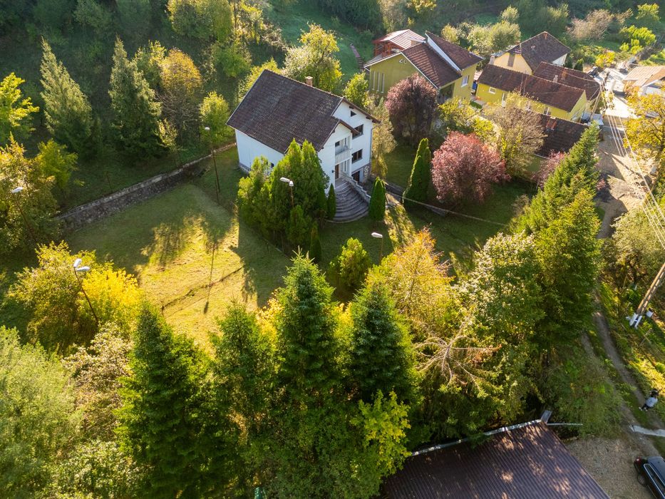 De vanzare ! Casa de vacanta sau de locuit