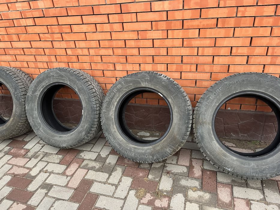 Зимние шипованные резины Gisloved 285/60/18