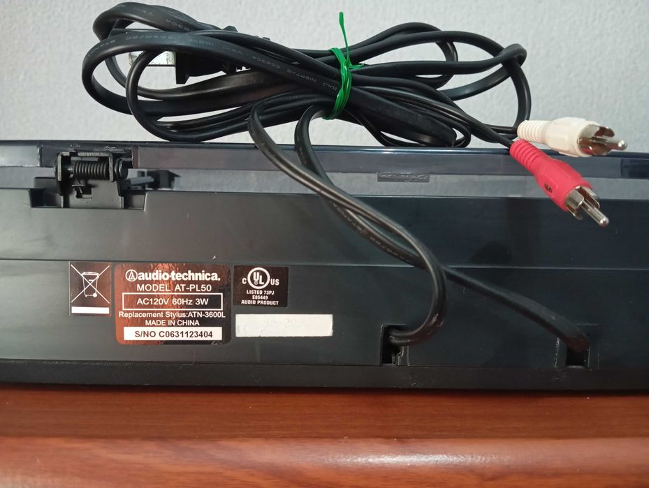 Продам проигрыватель винил дисков AUDIO-TECHNICA.
