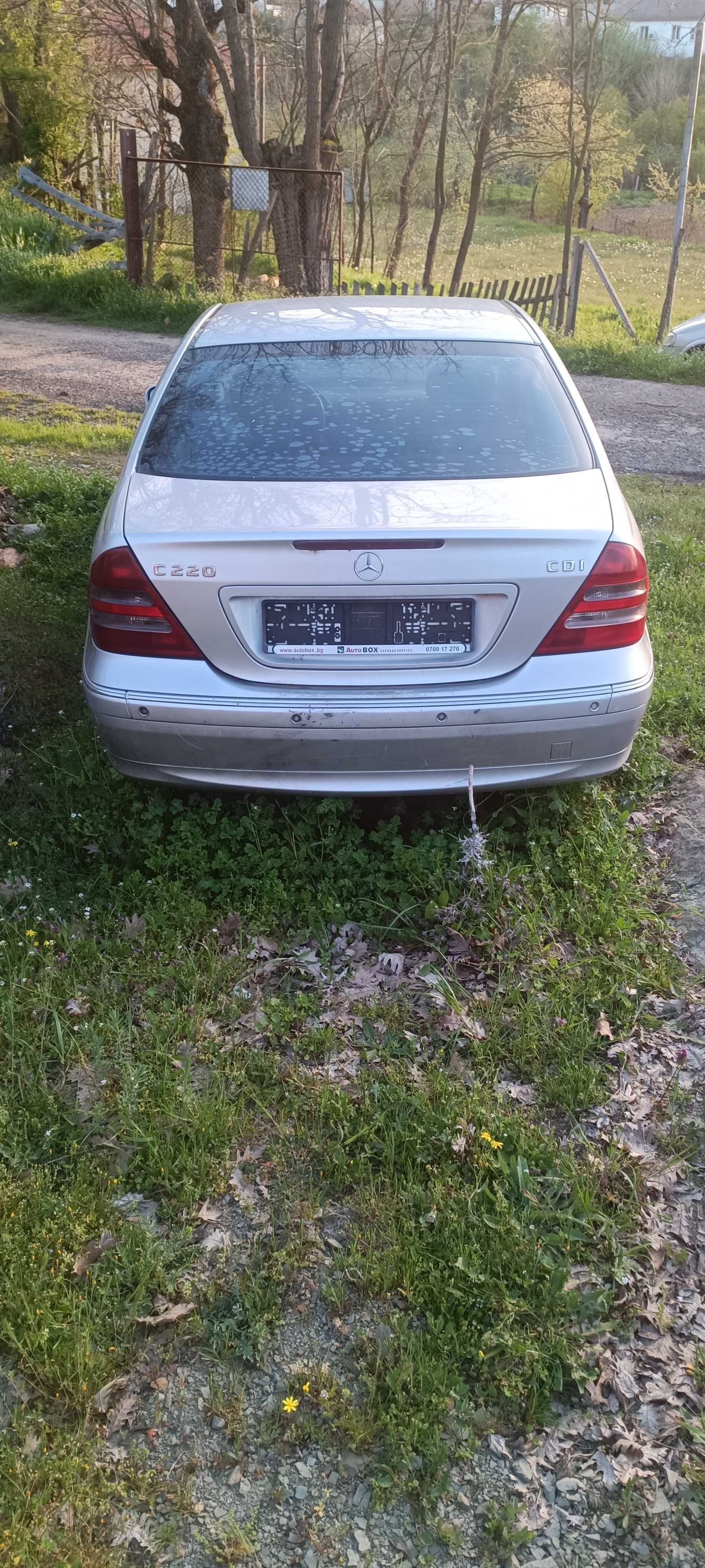 На части Mercedes-Benz C220 CDI W203