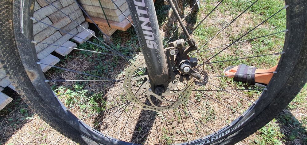 Vând bicicleta 250 ron