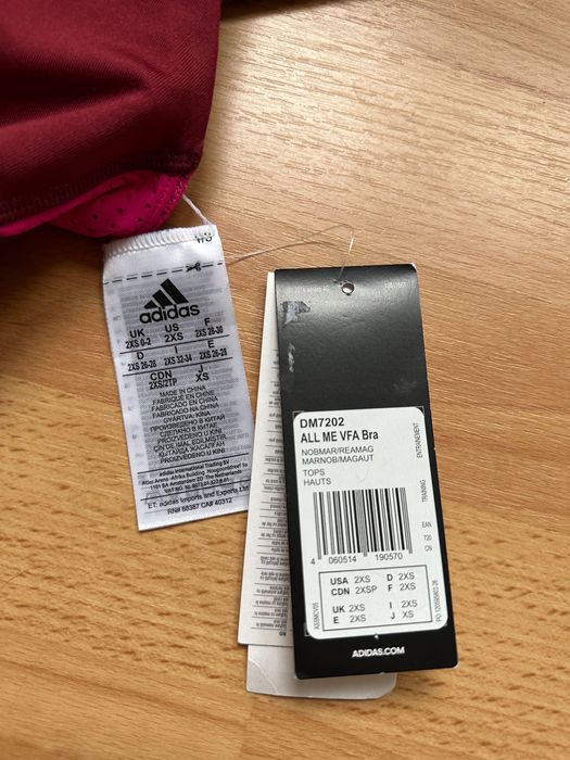 Bustiera sport ADIDAS noua cu eticheta, mărimea XXS