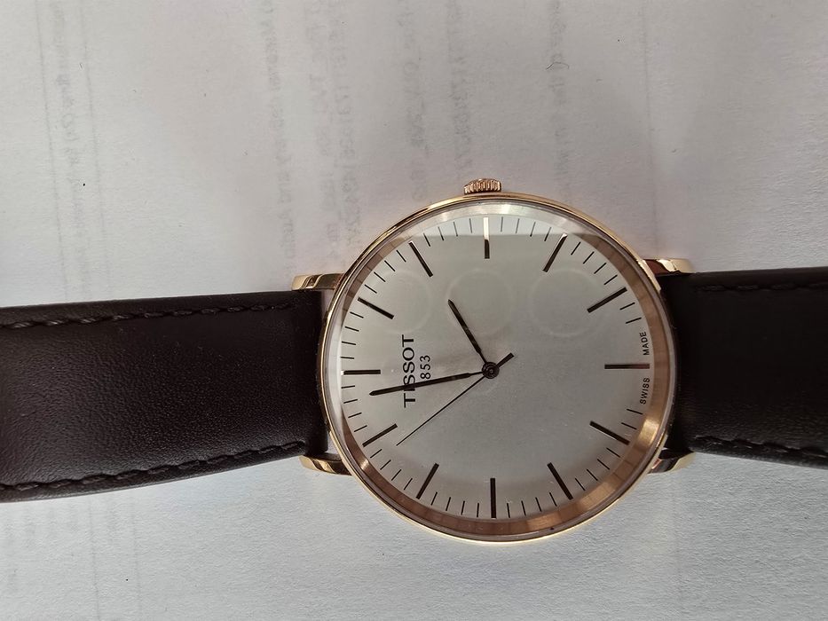 Vând ceas bărbătesc