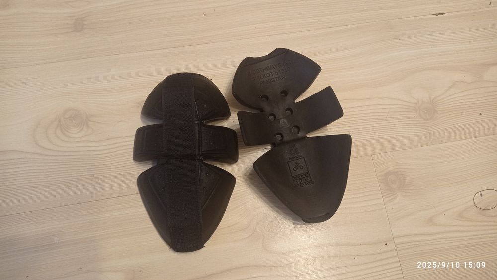 Protecții moto ciclism skateboard etc...