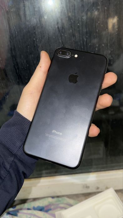 iPhone 7plus 128gb