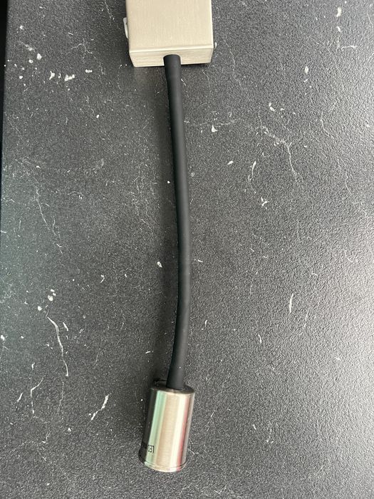 Аплик / нощна лампа с USB Tazzoli