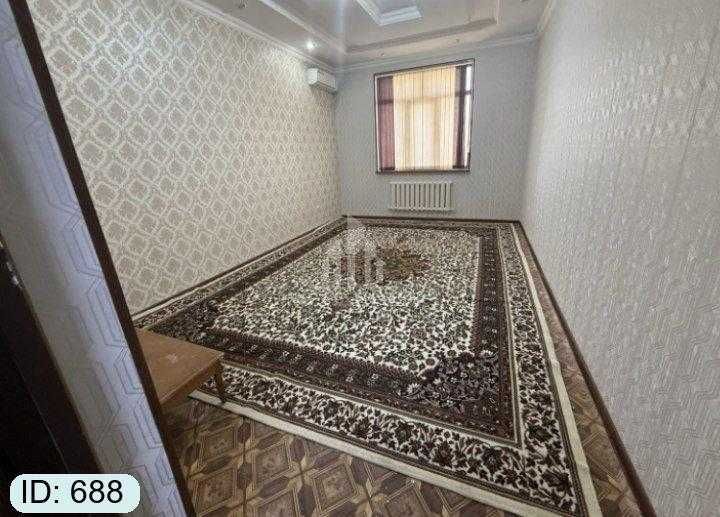 5 mikr jomiy 2 xonali kvartira sotiladi №688