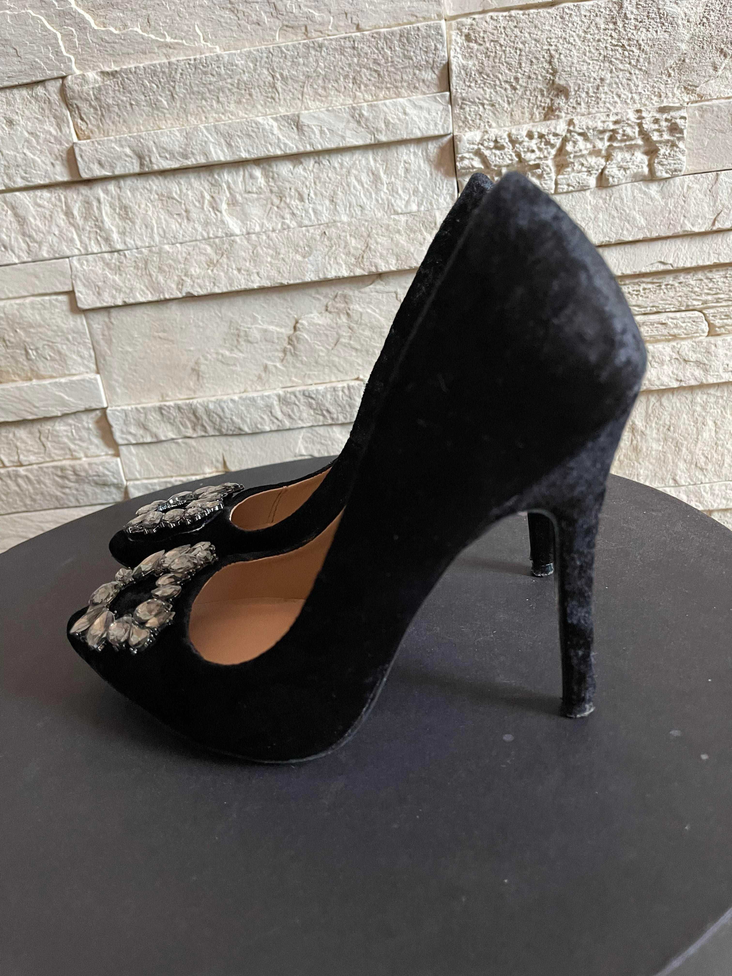 Pantofi stiletto London Rebel