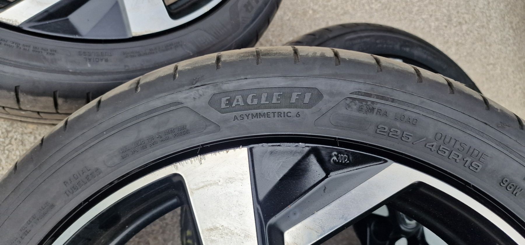 225 45 19 Goodyear eagle f1 asymmetric 6