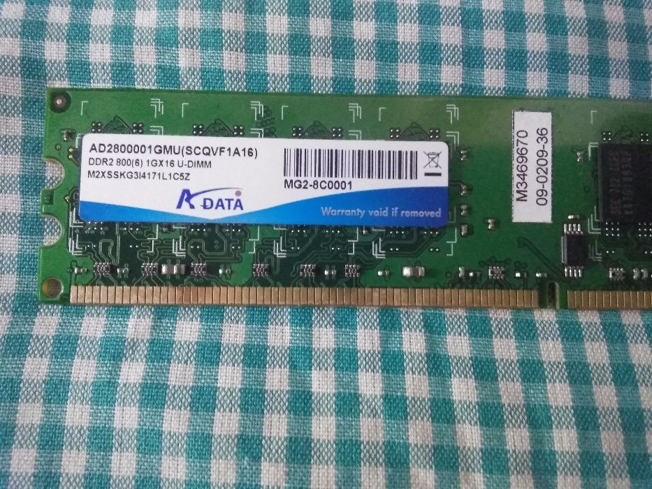 Рам памет Аdata (1Gb DDR2 800Mhz 240pin) 1ГБ ДДР2