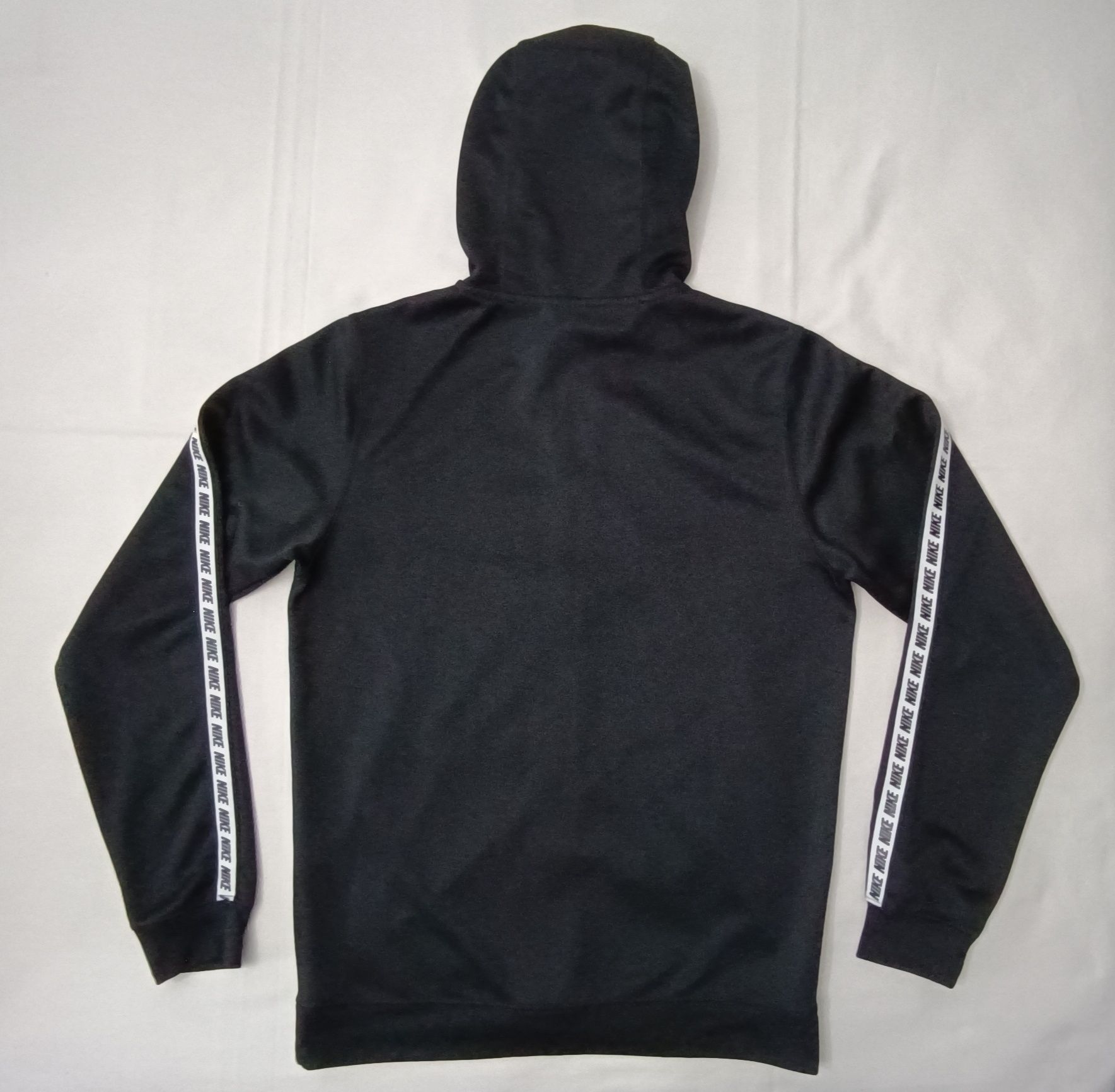 Nike Sportswear Repeat Hoodie оригинално горнище S Найк спорт суичър