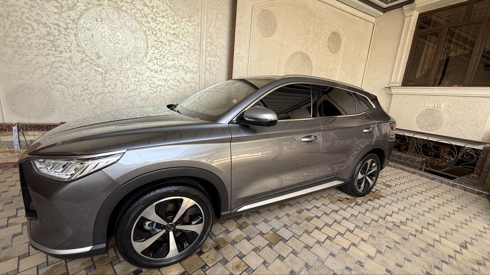 Продается машина BYD Song plus gibrid